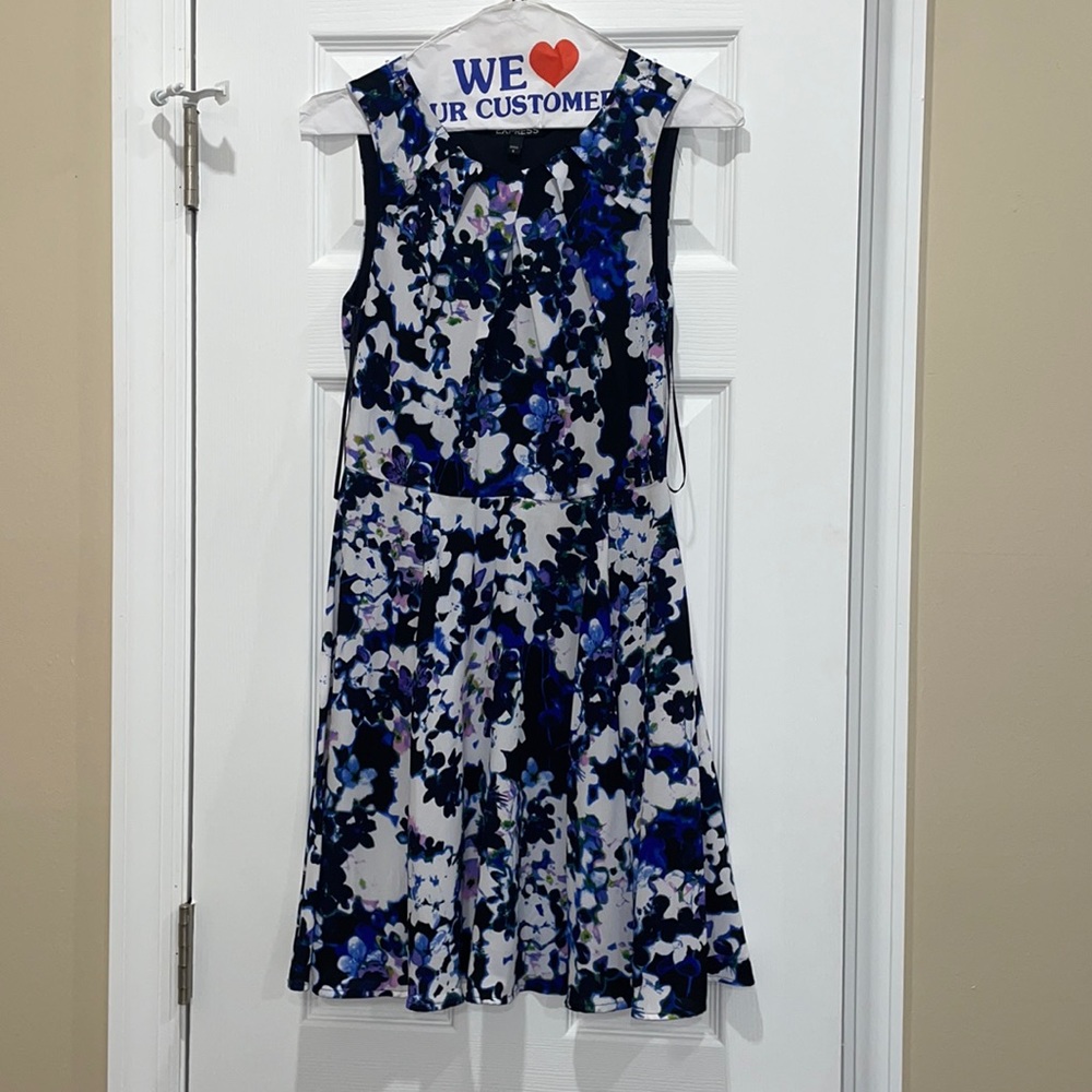 worn once Express flowered dress with little keyhole opening in the front